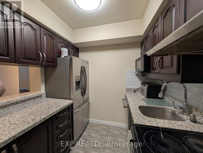 Photo - 633 Bay St. Unité 222