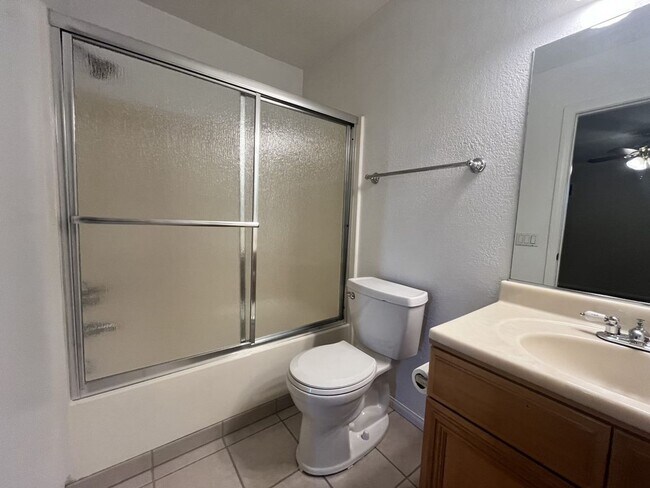 Photo - Spacious 3 bed 2 bath Condo on Telegraph C... Unit D