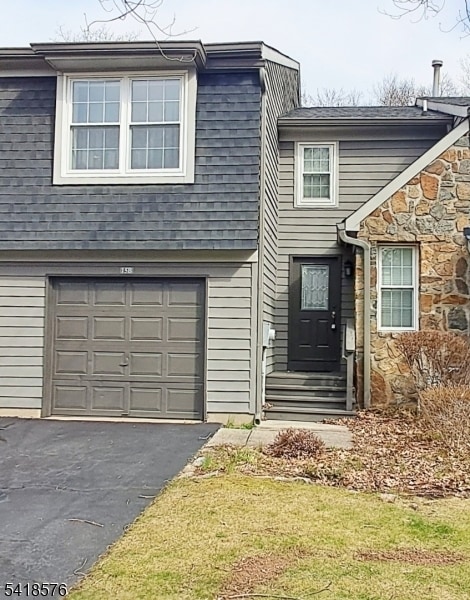 Photo - 15 Andover Cir