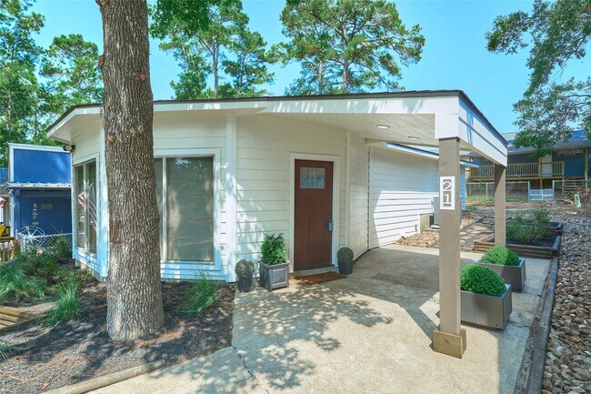 21 Harbour Ln