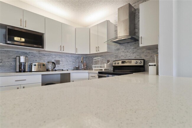 Photo - 313 Knotty Pine Cir Unidad A-2