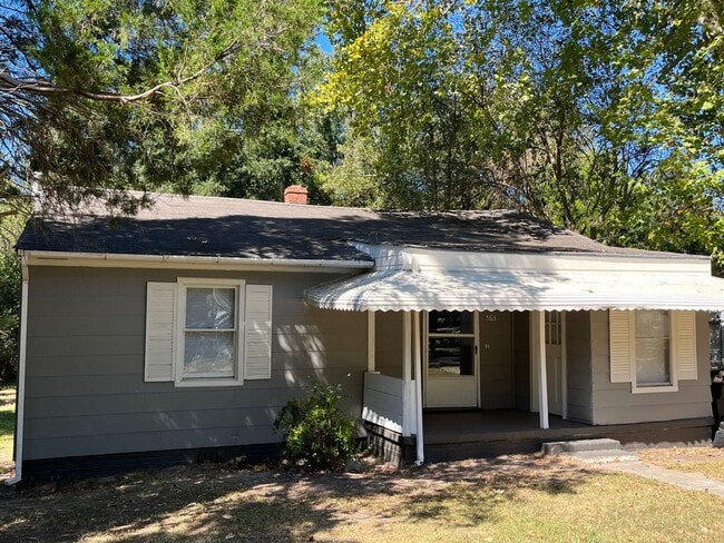 Building Photo - **UPCOMING**2 Bedroom / 1 Bathroom Home for Rent in East Columbus***