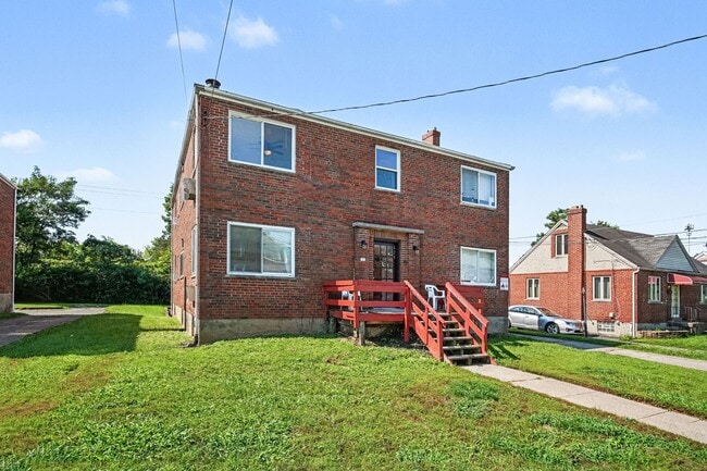 Photo - 629 Maple Dr Unit 629 Maple Drive, 4, Cincinnati OH 45215