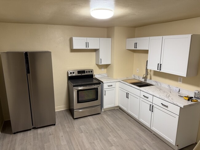 Photo - 903 Cliff St