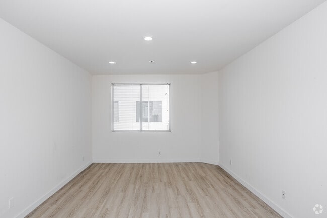 2HAB, 2BA - 1241 ft² - 10600 Wilshire - Short Term Available