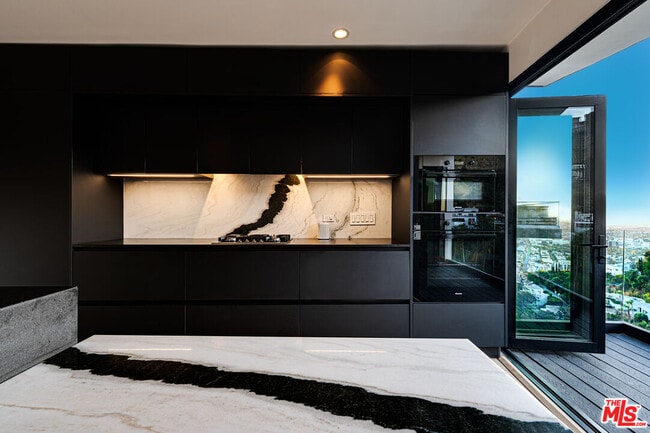 Photo - 8560 Franklin Ave