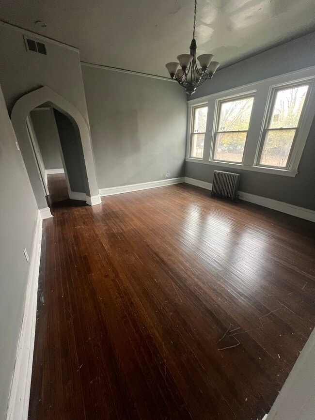 Photo - 4958 S Michigan Ave