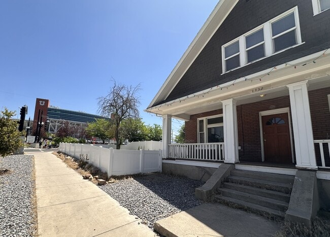 Photo - 1332 E 400 S