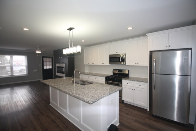 Photo - 1726-1736 Northwest Blvd Unit 1728