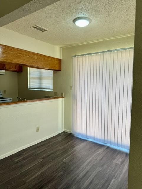 Photo - 3005 Parker Ln