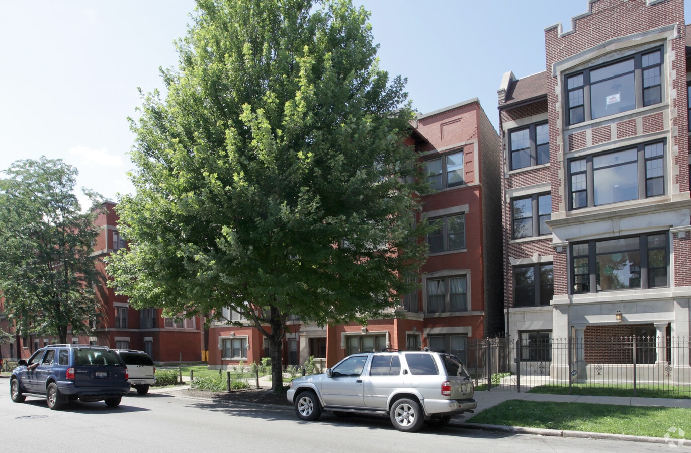Photo - 918 E. Hyde Park Boulevard
