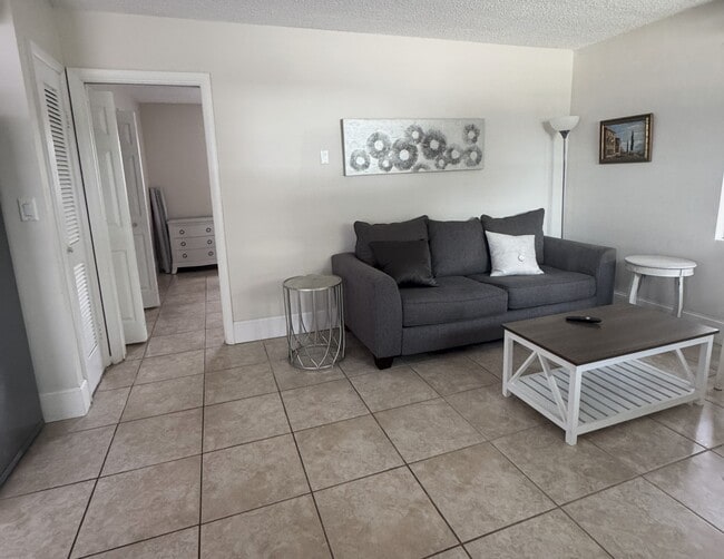 Photo - 1196 Angle Rd