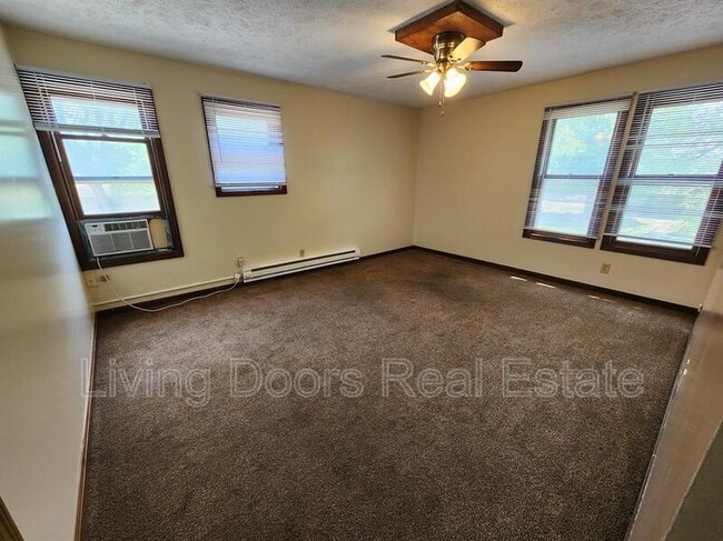 Photo - 2601 N 58th St Unit Apt 3