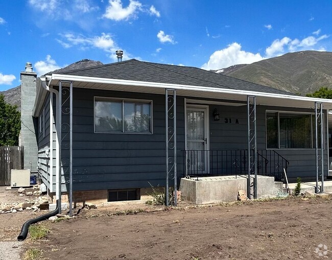 Building Photo - 3 Bedroom 1.75 Bathrooms House in Springvi...