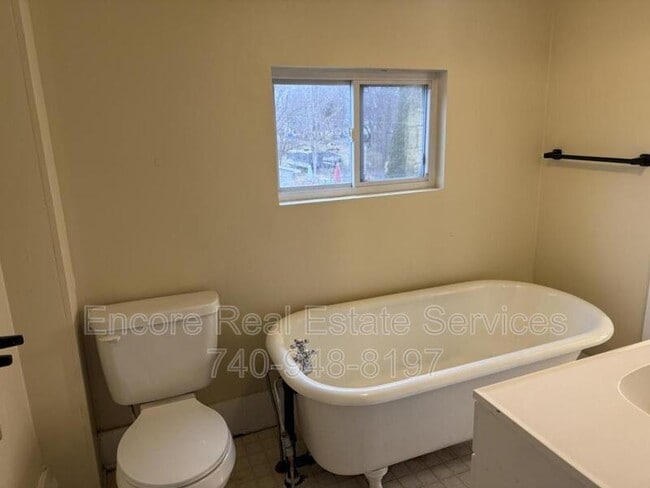 Photo - 406 N 10th St