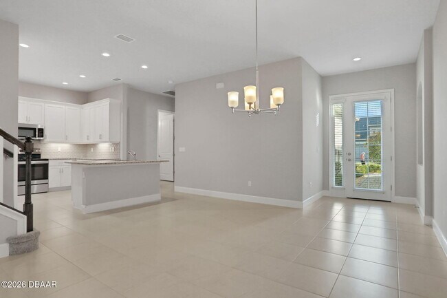 Photo - 78 Longridge Ln