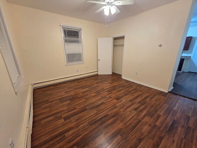 Photo - Lydia St (87)-S Unit 2