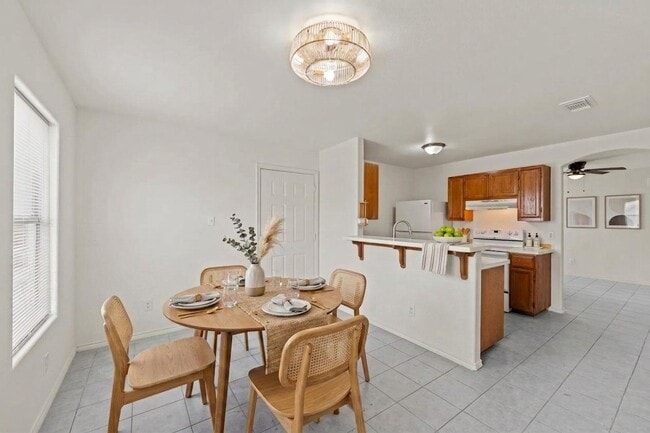 Photo - Charming 4 Bedroom Home in a Nice, Family-Friendly Brownsville Neighborhood