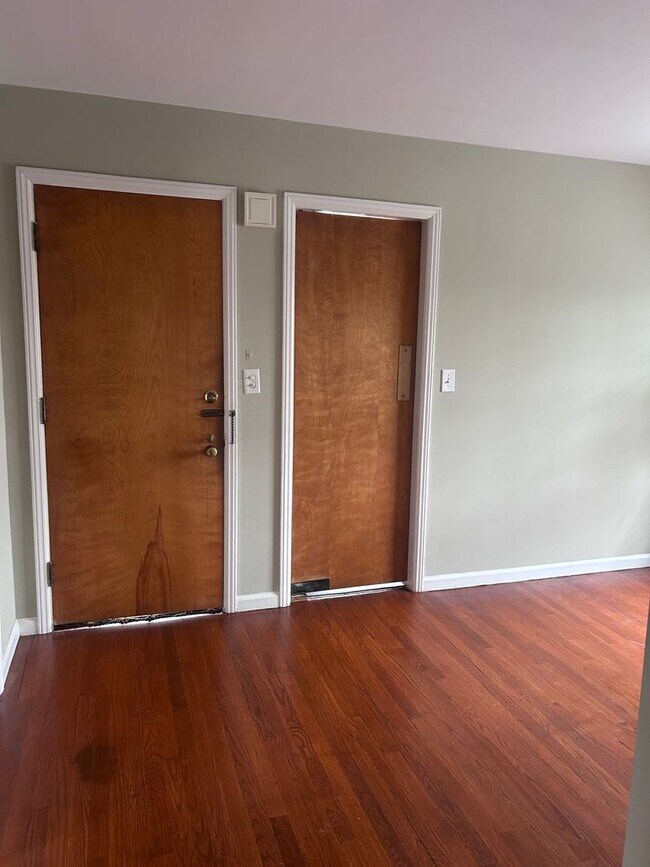 Photo - JHEN - HENRIETTA Unit 771