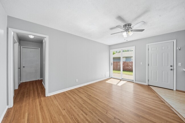 Photo - 8936 E 33rd Pl