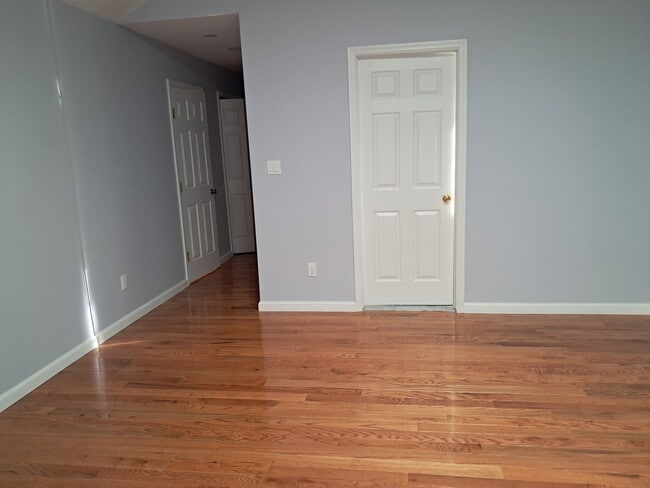 17 Gaetano Ln