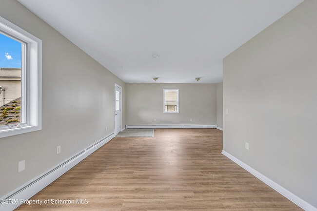 Photo - 108 E Market St