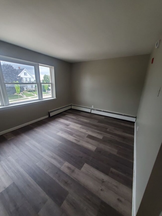 Building Photo - 7708 W National Ave Rental