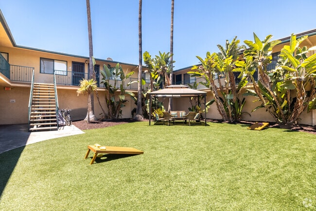 Common Space - Kona Kai West