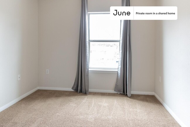 Photo - Room in Shared 5 bed/2 bath home Unit B