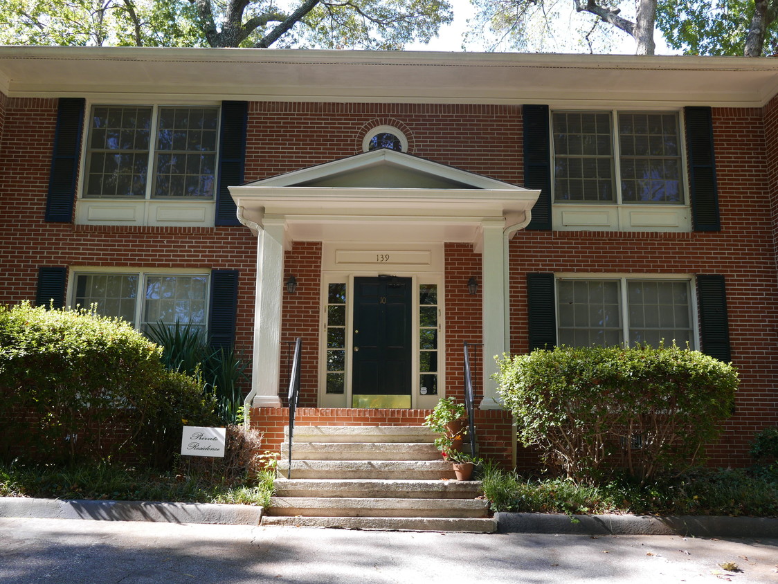 Photo - 139 E Hill St (Decatur, GA)