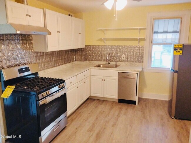 Photo - 47 Lexington Ave