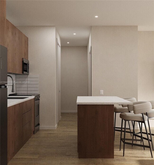 Photo - 650 SW 1st St Unidad 103