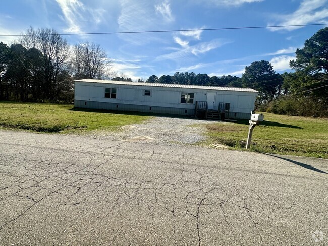 Building Photo - 193 Salem Ln Rental