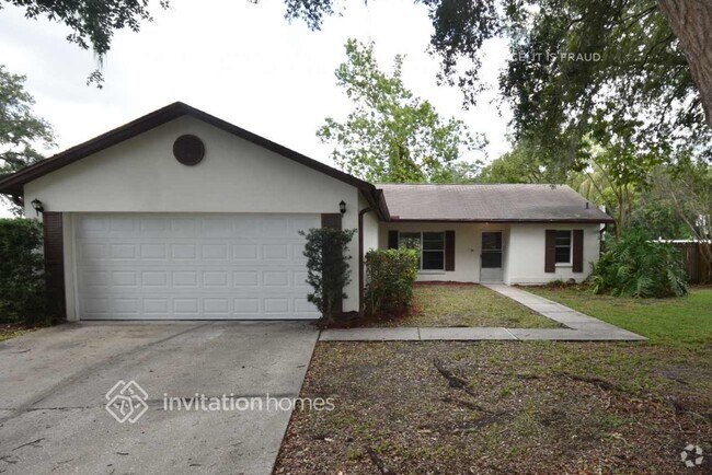 Building Photo - 5014 Oakshire Dr Rental