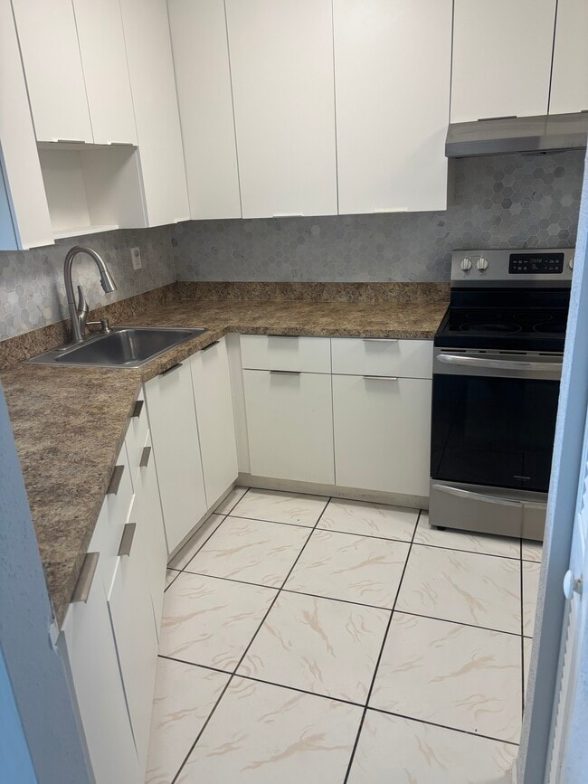 Cocina - 1750 NE 191st St Unidad 423E