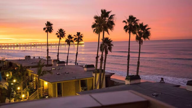 Photo - 999 N Pacific St Unidad ID1382141P