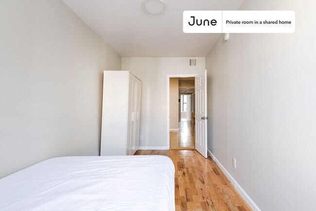 Room in Shared 4 bed/2 bath home in Prospect Lefferts Gardens