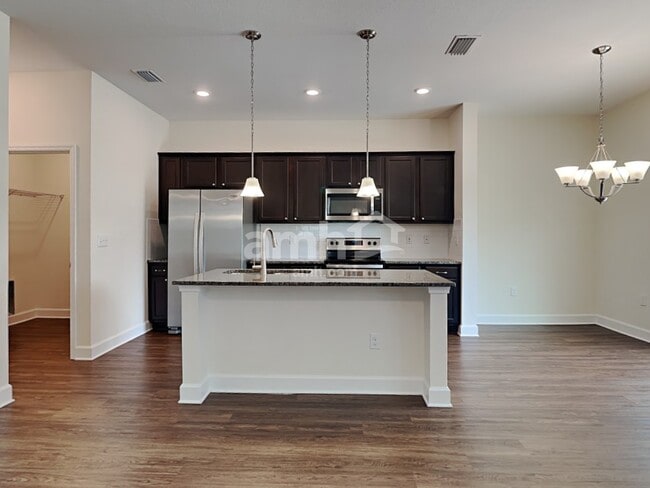 6609 Hidden Rose Pl