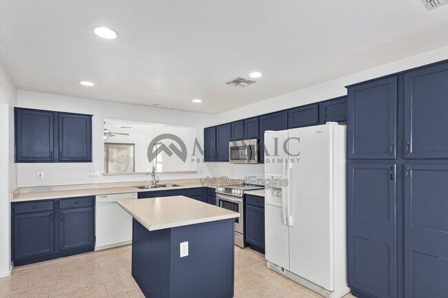 Photo - 15807 W Marconi Ave