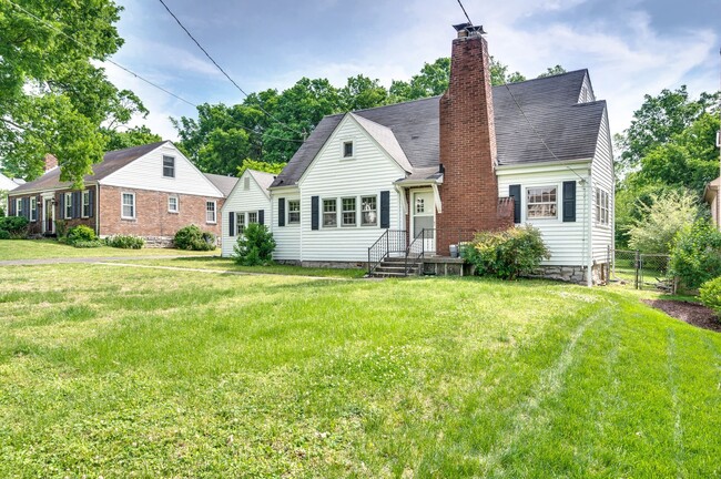 Photo - 712 Cantrell Ave