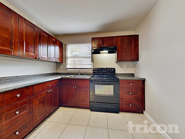 Photo - 6595 64th Way N