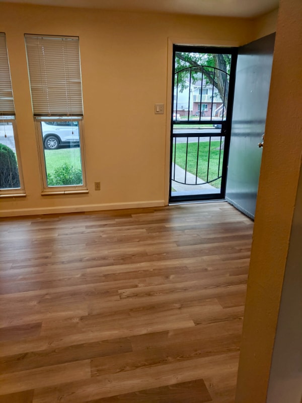 Photo - 3700 Quail St