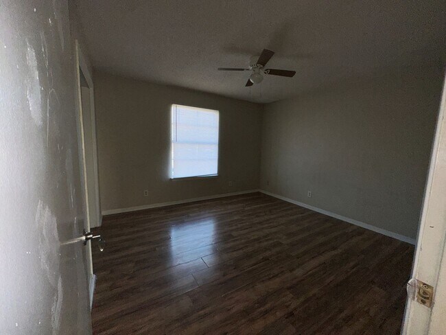 Photo - 1002 Eastside Dr Unidad D