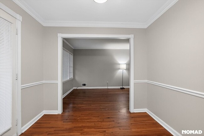 Building Photo - 2644 Pineland Ave