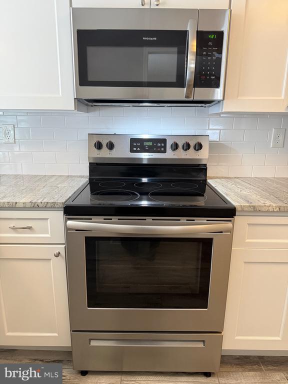 Photo - 500 E Lancaster Ave