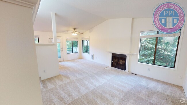 Building Photo - Lake Oswego!  No Deposit w/RHINO! Stylish ... Rental