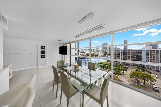 Photo - 600 Parkview Dr Unidad 1114