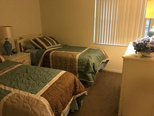 6-A Orchid Woods Ct
