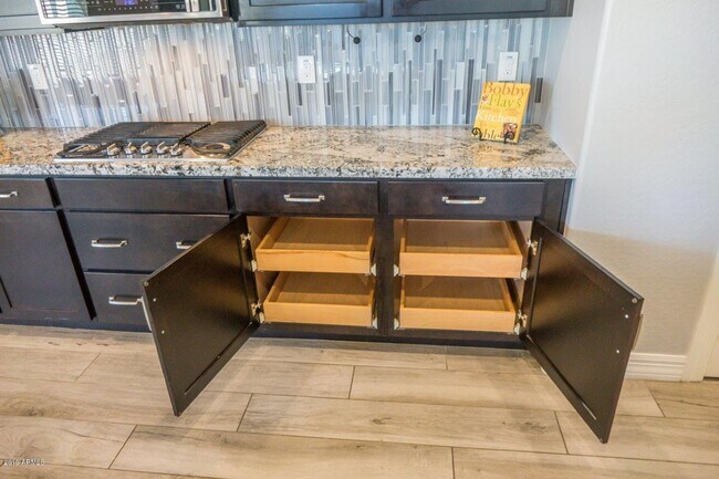 Photo - Gorgeous 4 Bed + den Single Level Home in gated community in North Peoria with RV Gate / BBQ!!