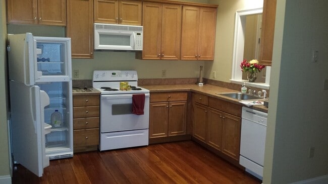 Photo - 25 Main St Unit 3C